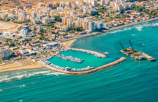 Widok z lotu ptaka na Cypryjskie wybrzeże