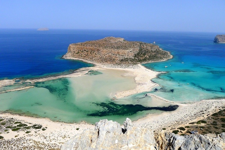 Wyjazd na obóz tenisowy na Kretę to również odwiedziny w pięknych miejscach